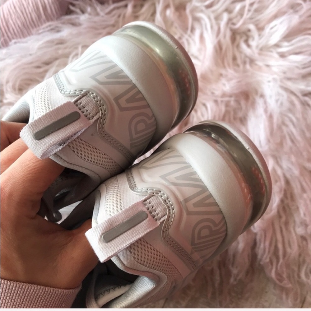 NWT Nike Air Max Fury Platinum - Picture 7 of 7